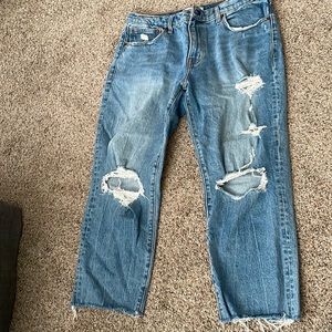 A&F Boyfriend Mid Rise Jeans VGUC